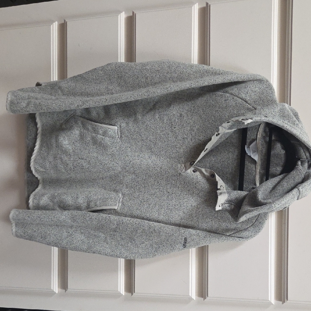Ascend Gray Women's Sweater